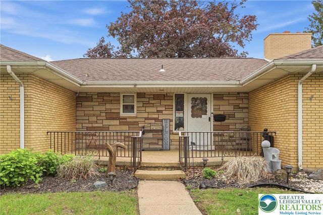3044 Pennsylvania Street, South Whitehall Twp, PA 18104