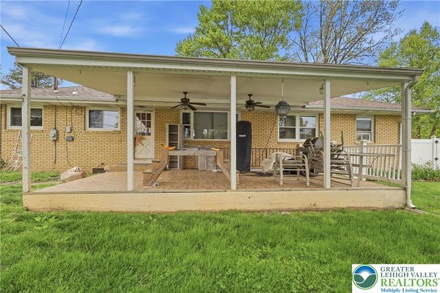 3044 Pennsylvania Street, South Whitehall Twp, PA 18104