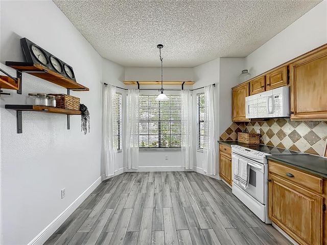 998 PIEDMONT OAKS DRIVE, Apopka, FL 32703