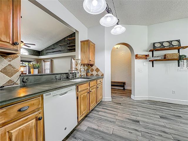 998 PIEDMONT OAKS DRIVE, Apopka, FL 32703