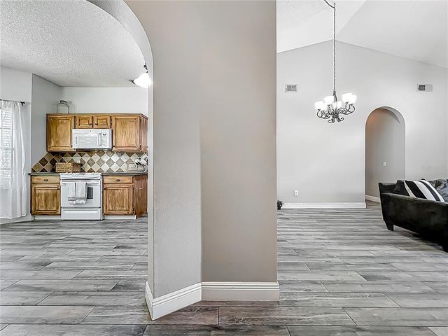 998 PIEDMONT OAKS DRIVE, Apopka, FL 32703