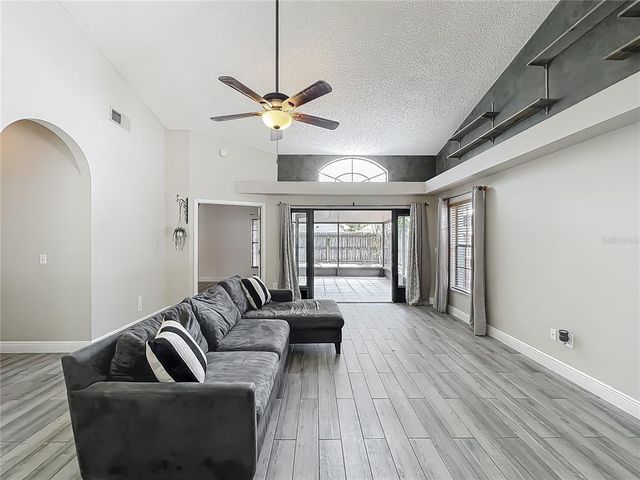998 PIEDMONT OAKS DRIVE, Apopka, FL 32703