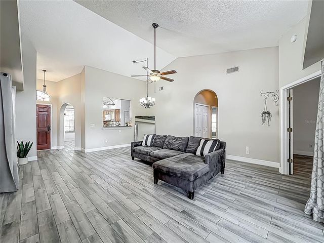 998 PIEDMONT OAKS DRIVE, Apopka, FL 32703