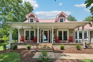 3692 Neeley Hollow Rd, Columbia, TN 38401