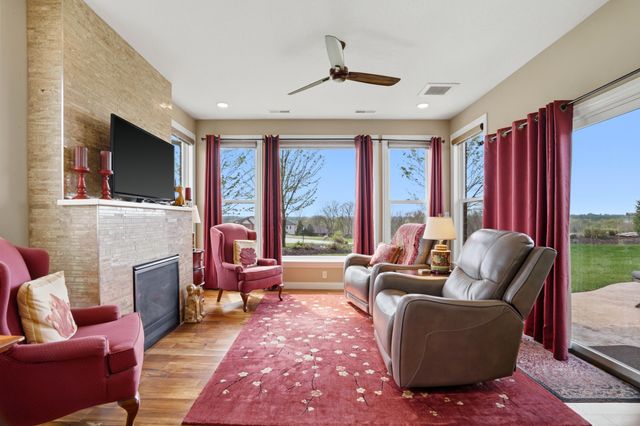 3920 TOLARIAN DR, Columbia, MO 65203