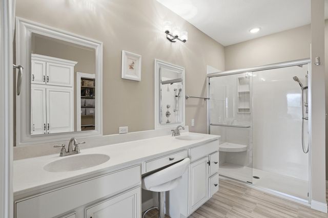 3920 TOLARIAN DR, Columbia, MO 65203