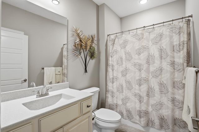 3920 TOLARIAN DR, Columbia, MO 65203