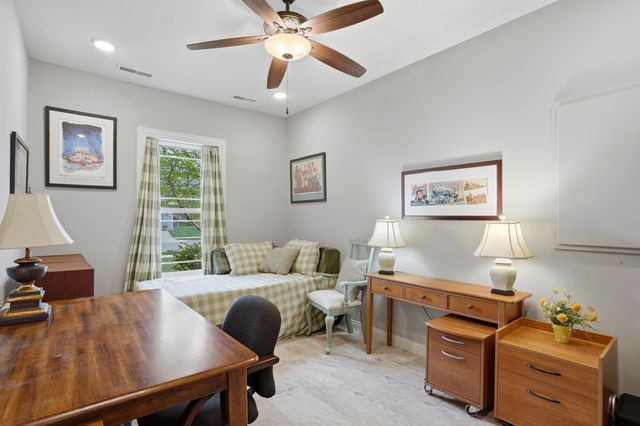 3920 TOLARIAN DR, Columbia, MO 65203