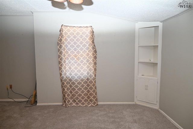 801 N AVENUE C, Burkburnett, TX 76354