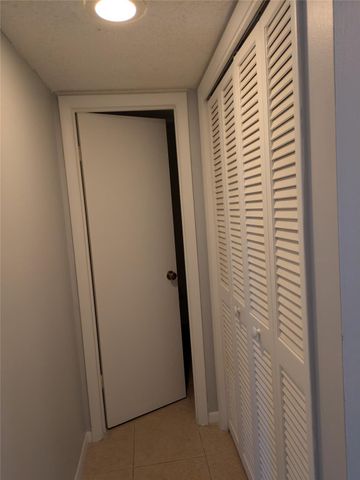 4138 NW 88th Avenue 104, Coral Springs, FL 33065