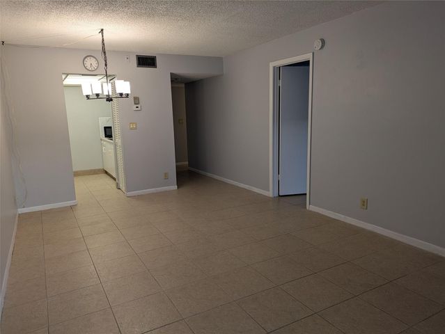 4138 NW 88th Avenue 104, Coral Springs, FL 33065