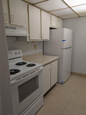 4138 NW 88th Avenue 104, Coral Springs, FL 33065