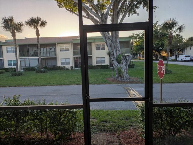 4138 NW 88th Avenue 104, Coral Springs, FL 33065