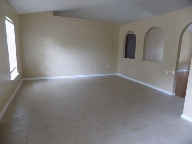 1411 S MARY STREET, Eustis, FL 32726