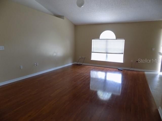 1411 S MARY STREET, Eustis, FL 32726