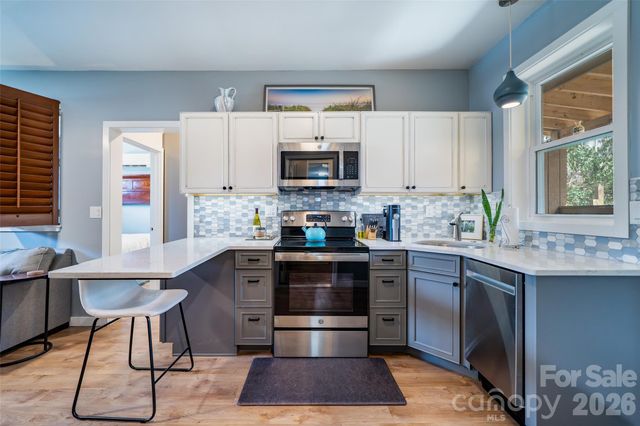 131 Locust Court, Arden, NC 28704