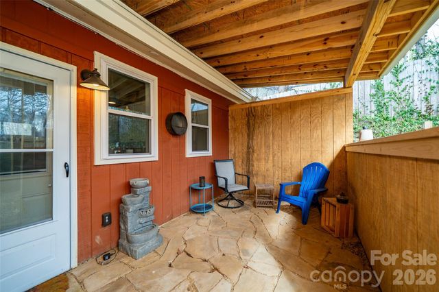 131 Locust Court, Arden, NC 28704