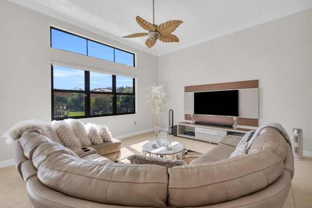 15182 SW 35th Street, Davie, FL 33331