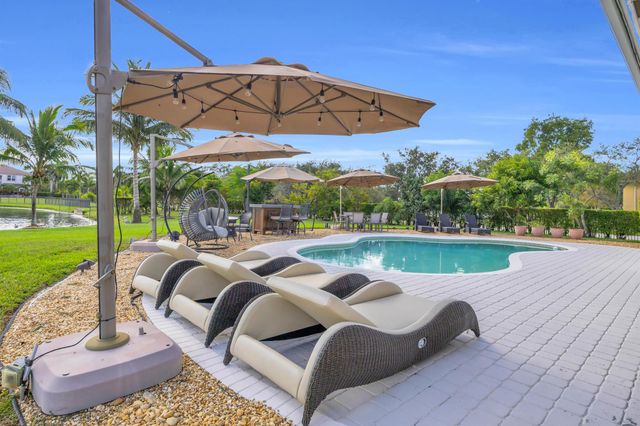 15182 SW 35th Street, Davie, FL 33331