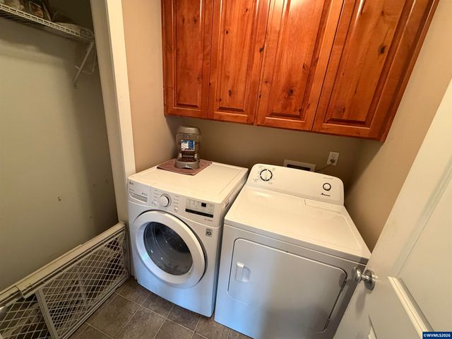 5411 Tullimoor St SE, Salem, OR 97306