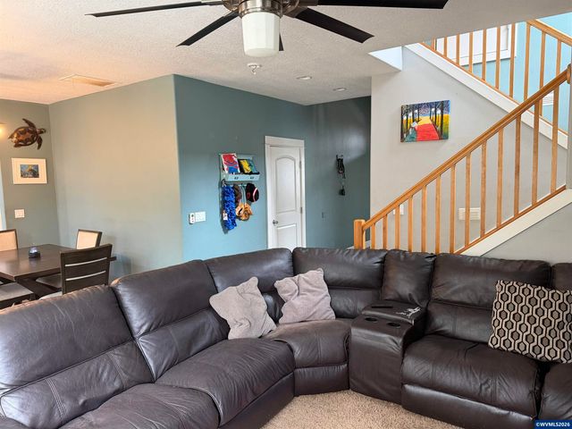 5411 Tullimoor St SE, Salem, OR 97306