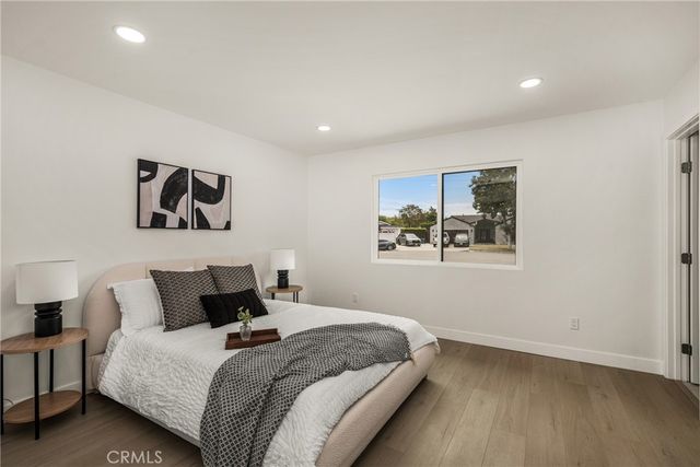 3721 La Colmena Way, Los Alamitos, CA 90720