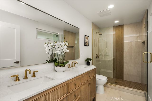 3721 La Colmena Way, Los Alamitos, CA 90720