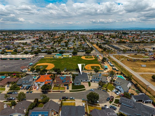3721 La Colmena Way, Los Alamitos, CA 90720