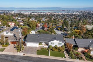 1033 Hewitt Drive, San Carlos, CA 94070