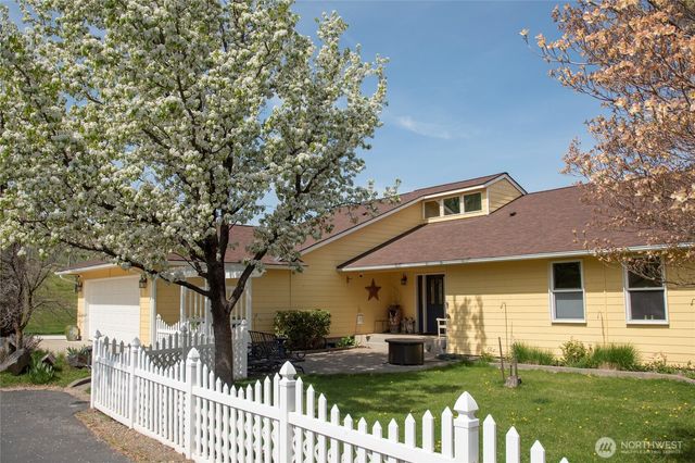 1677 Dodge Road, Ellensburg, WA 98926