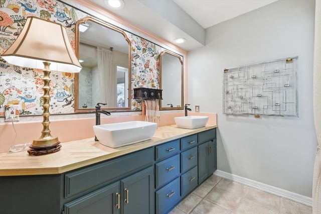 1212 Pennsylvania Drive, Denton, TX 76205