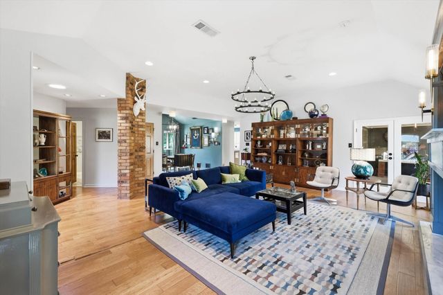 1212 Pennsylvania Drive, Denton, TX 76205