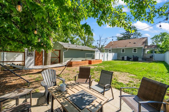 1516 57th Place, Des Moines, IA 50311