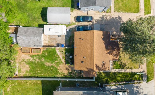 1516 57th Place, Des Moines, IA 50311