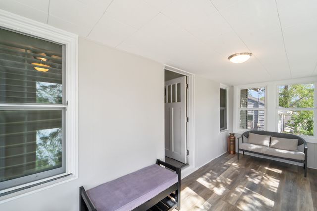 1516 57th Place, Des Moines, IA 50311
