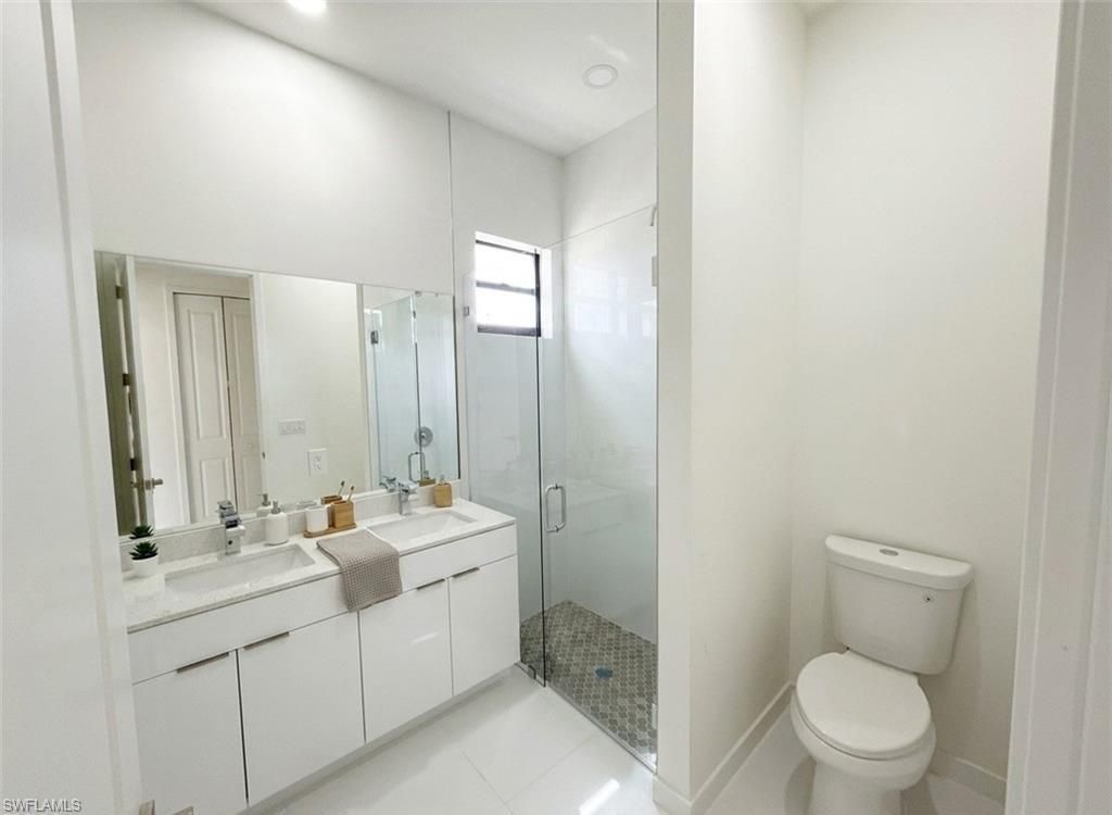 Image 21 of property listing at 2418 NW 25th ST, Cape Coral, FL 33993