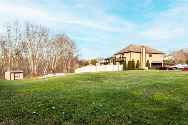 6 Christopher Drive, Johnston, RI 02919