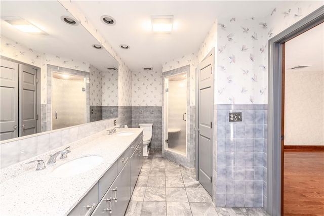 6 Christopher Drive, Johnston, RI 02919