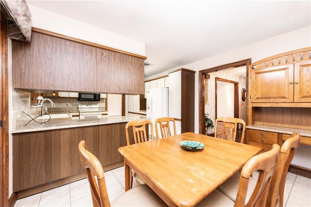 6 Christopher Drive, Johnston, RI 02919