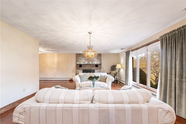 6 Christopher Drive, Johnston, RI 02919