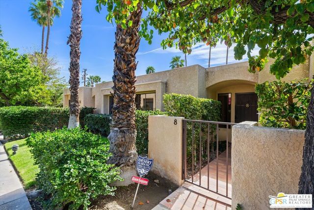 200 E Racquet Club Road 8, Palm Springs, CA 92262