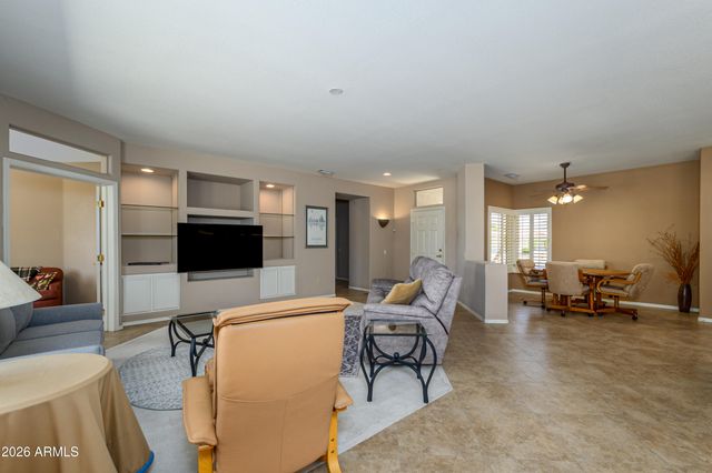 17686 N AMBERWOOD Drive, Surprise, AZ 85374