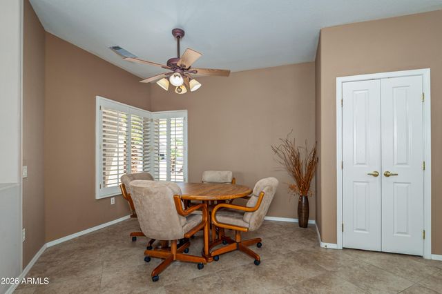 17686 N AMBERWOOD Drive, Surprise, AZ 85374