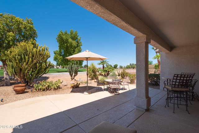 17686 N AMBERWOOD Drive, Surprise, AZ 85374