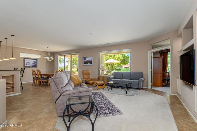 17686 N AMBERWOOD Drive, Surprise, AZ 85374