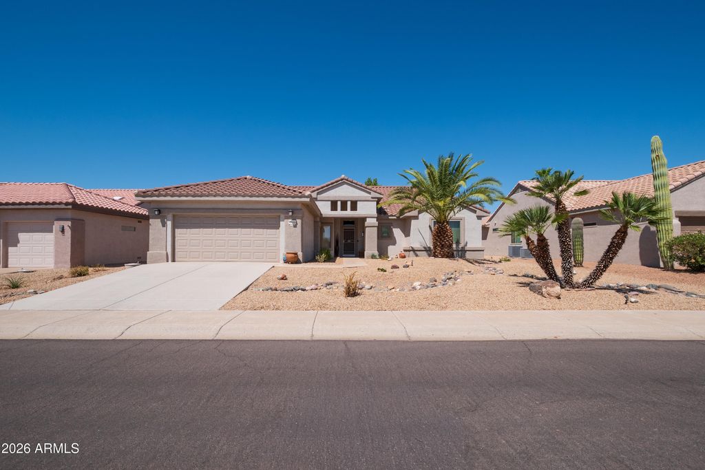 17686 N AMBERWOOD Drive, Surprise, AZ 85374
