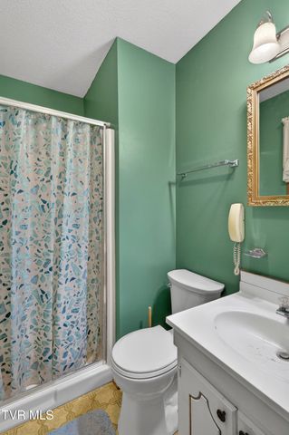 483 Springfield Drive, Bristol, TN 37620