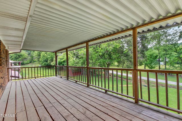 483 Springfield Drive, Bristol, TN 37620
