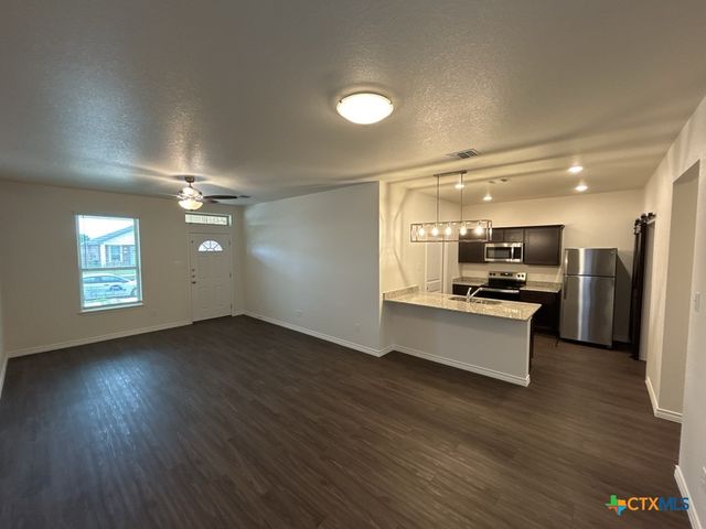 5104 Rose Garden Loop, Killeen, TX 76542