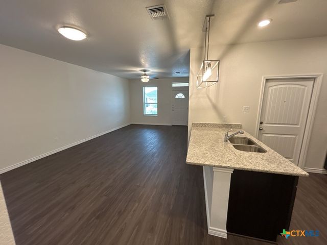 5104 Rose Garden Loop, Killeen, TX 76542